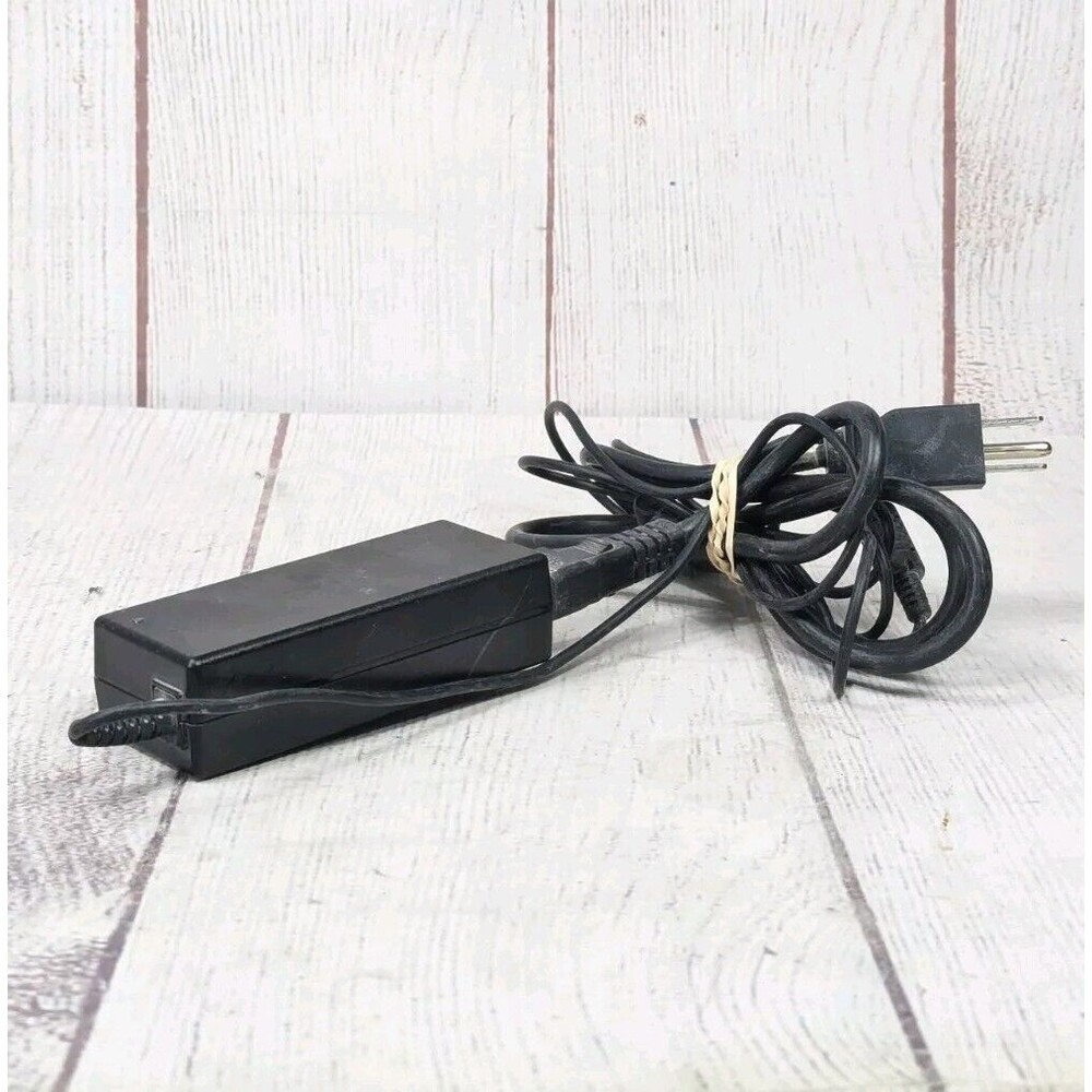 Genuine Delta - ADP-65HB BB AC Adapter 19V 3.42A Power Supply 65W W/Cord - OEM